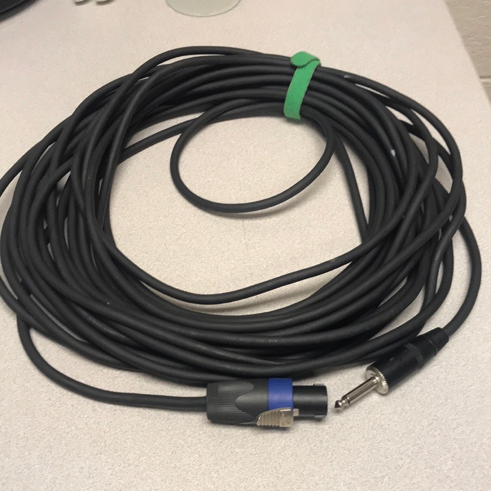 Peavey speaker cable 50’